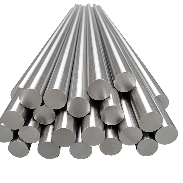 C&aacute;c thanh tr&ograve;n bằng th&eacute;p kh&ocirc;ng gỉ AISI 201 xếp chồng l&ecirc;n nhau nh&igrave;n xi&ecirc;n, mặt cuối được gia c&ocirc;ng s&aacute;ng